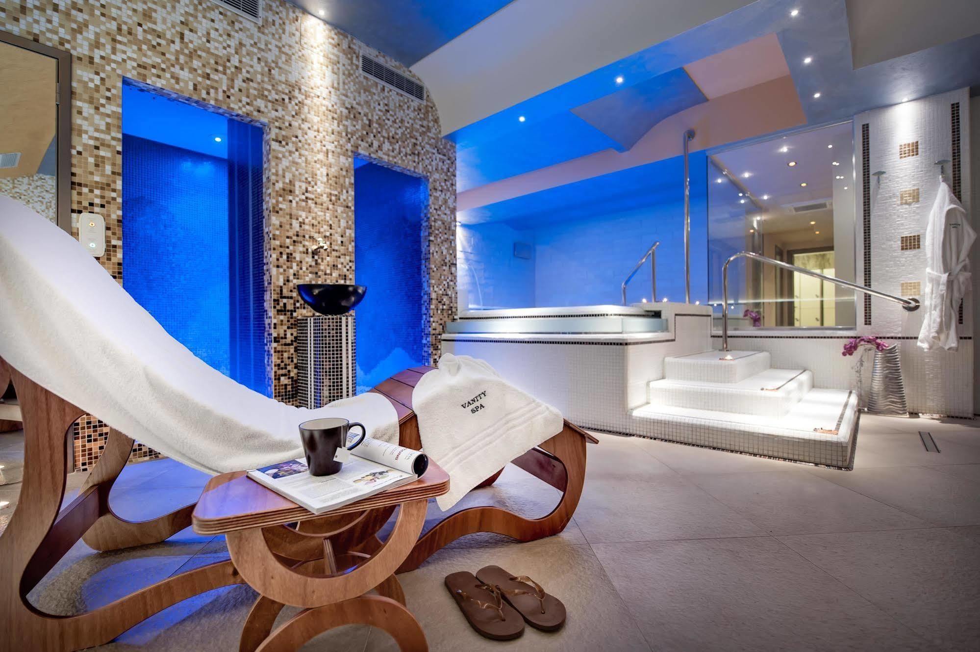 Vanity Spa Balestrate Esterno foto